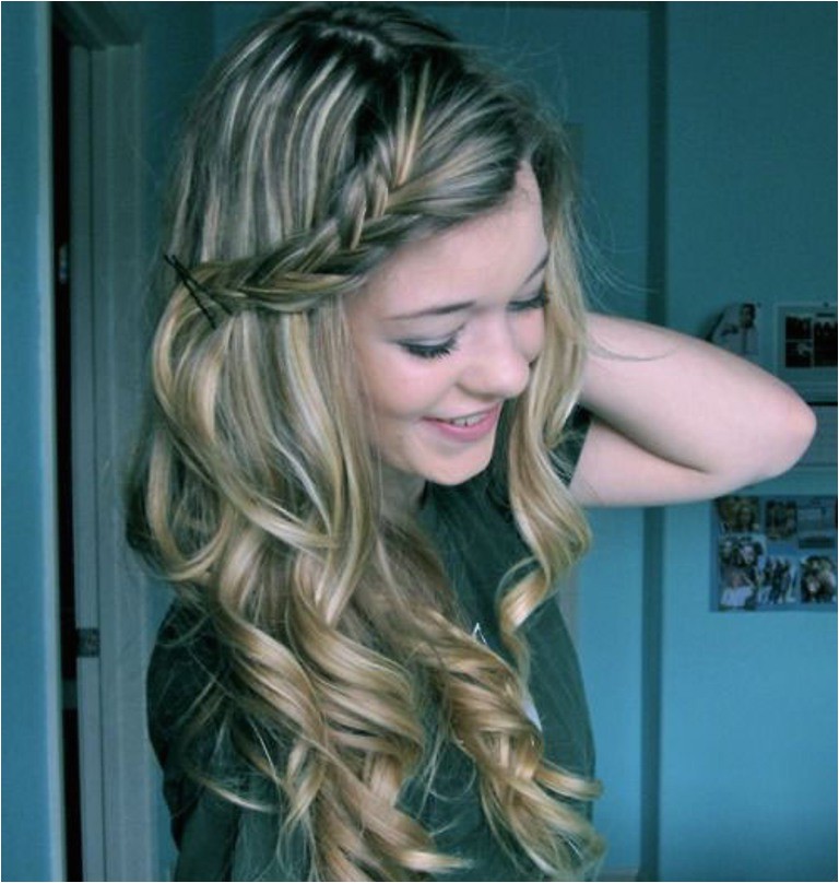 Cute Easy Curly Hairstyles for Long Hair Simple Hairstyles for Curly Hair Women S Fave Hairstyles