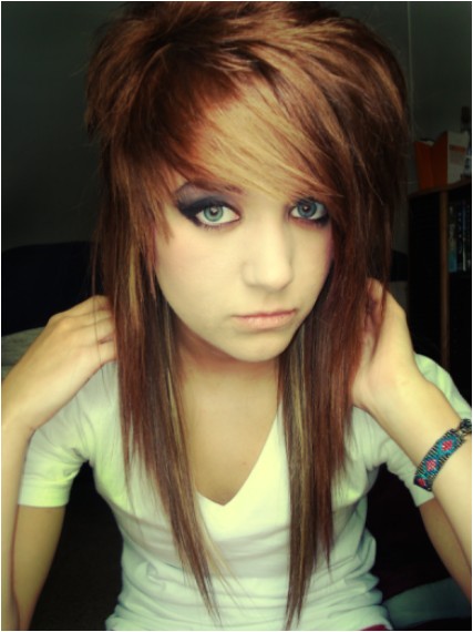 Cute Emo Hairstyles for Long Hair Emo Hairstyles for Girls Latest Popular Emo Girls