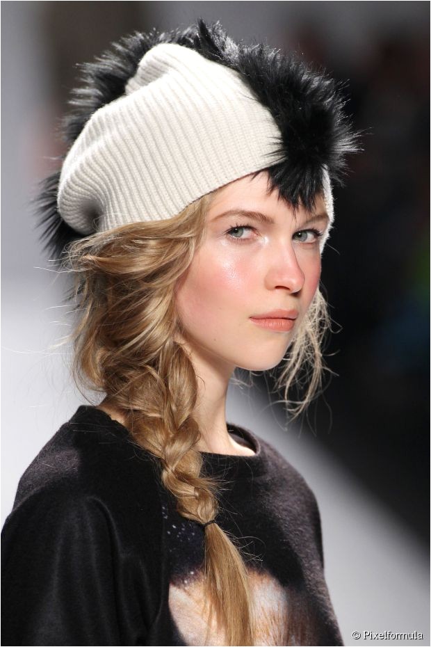 Cute Hairstyles with Hats Cute Cozy Hat Hairstyles to Try This Fall