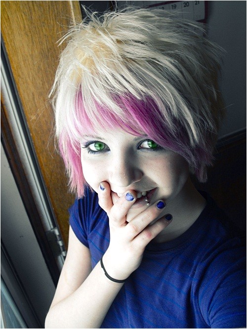 Cute Short Scene Hairstyles Funky and Cute Emo Hairstyles for Short Hair for Girls