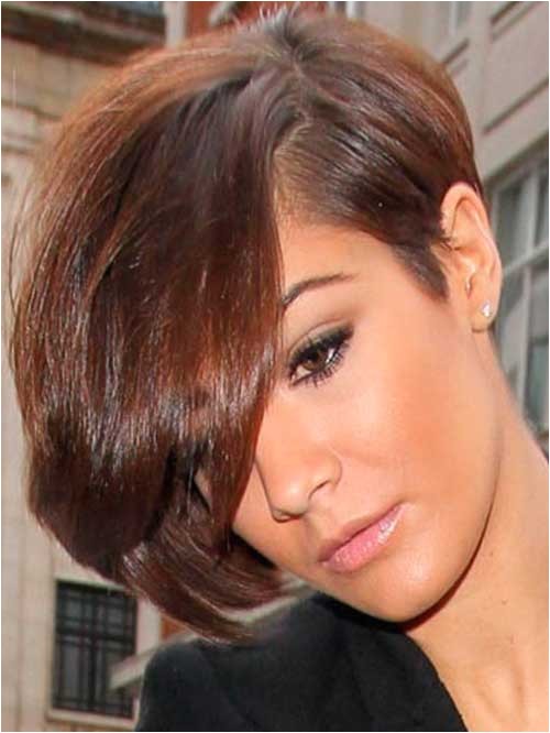 Frankie Sandford Bob Haircut 22 asymmetrical Short Haircuts