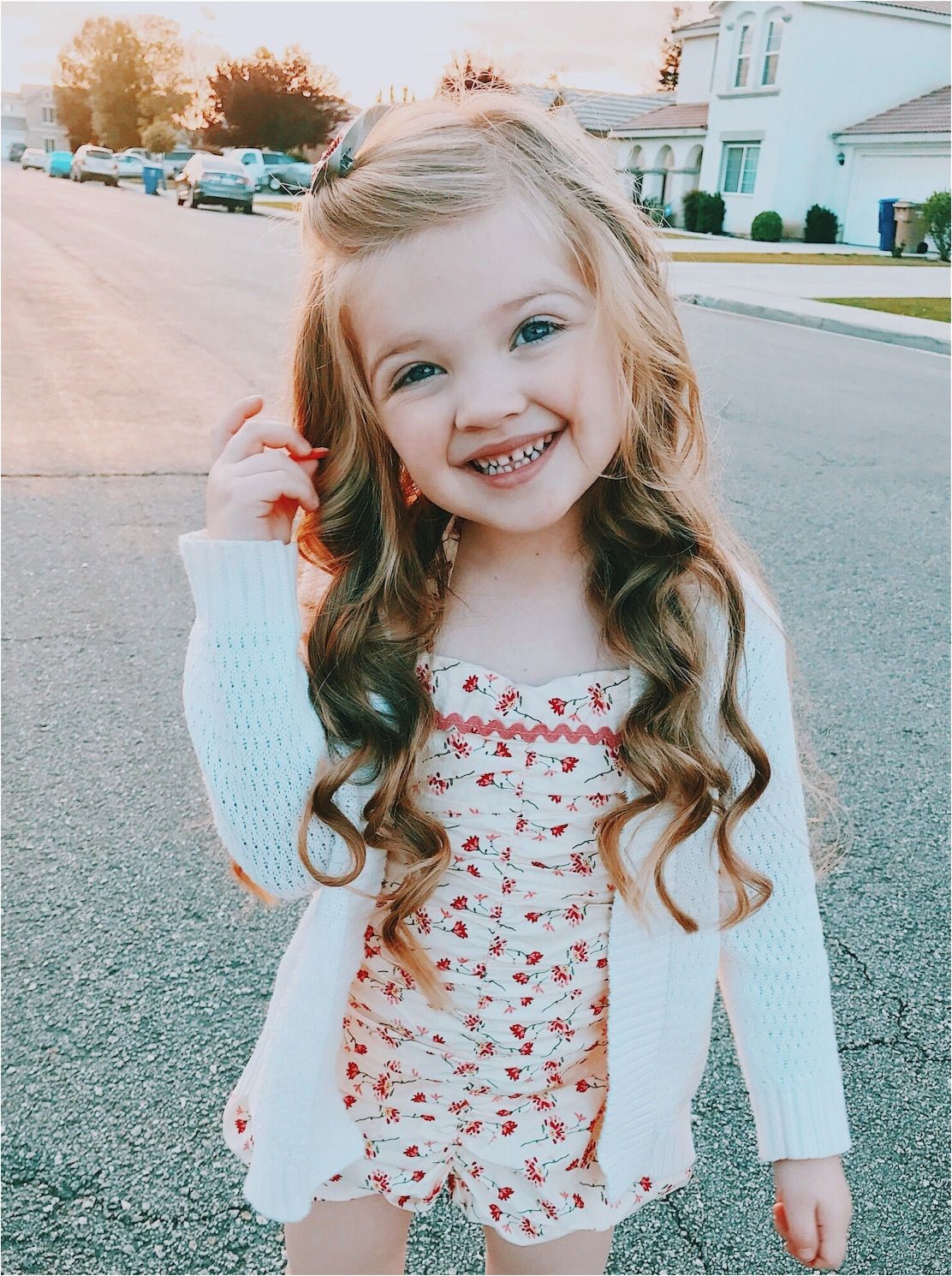Hairstyles for Little Girls with Short Hair for A Wedding Little Girl Hairstyle Long Hair Curls Curled Wavy Beach Waves