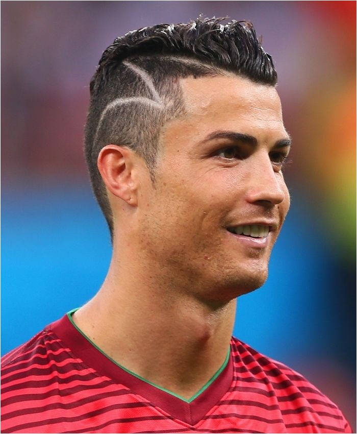 Soccer Hairstyles Men Best Hairstyles for Men to Try Right now Fave Hairstyles