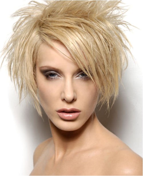 Spiky Bob Haircuts Amazing Short Spiky Haircut for Stylish Women to Look