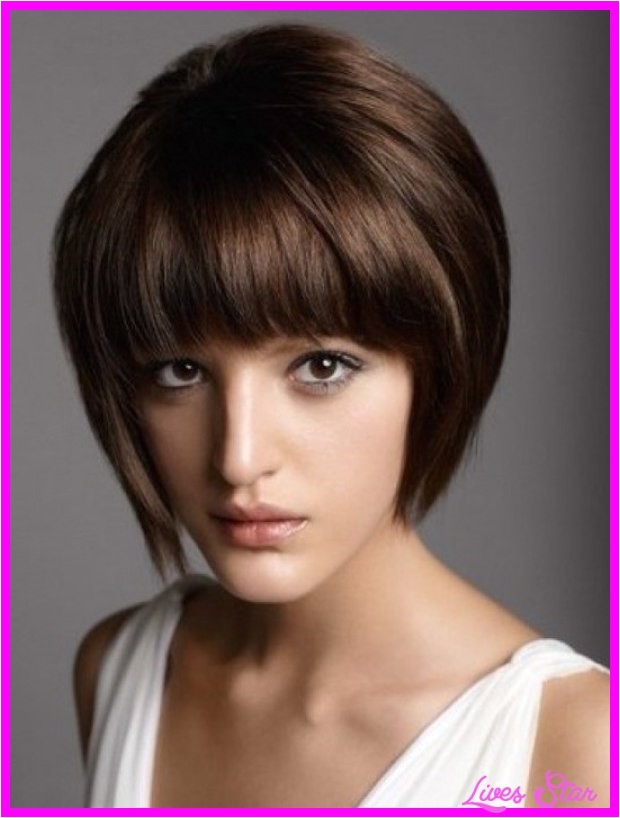 Stacked Bob with Bangs Haircut Pictures Short Haircut with Straight Bangs Livesstar