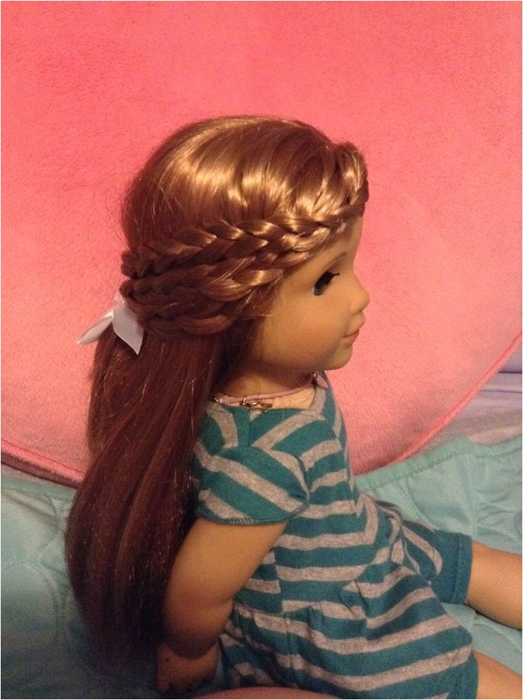 Cute and Easy Hairstyles for Your American Girl Doll A Cute and Easy Hairstyle for Your American Girl Doll