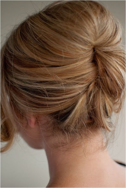 Easy Beehive Hairstyle Beautiful Relaxed Beehive Updo Easy Beehive Hairstyle