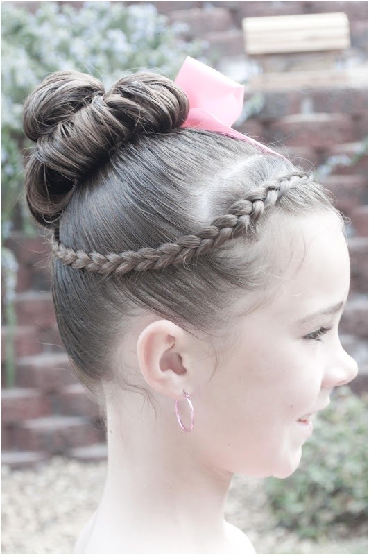Easy Hairstyles for A Dance 78 Best Images About Dance Hairstyles On Pinterest