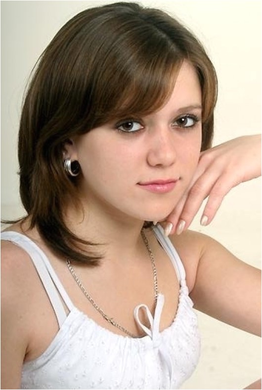 Easy Hairstyles for Medium Length Hair for Teenagers Medium Length Hairstyles for Teenagers 2013