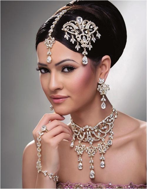 Ethnic Wedding Hairstyles 27 Indian Wedding Hairstyles for An Ultimate Traditional