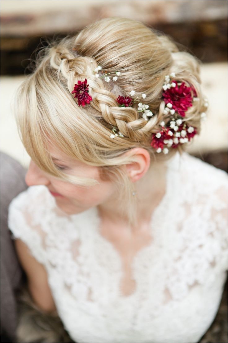 Flower In Hair Wedding Hairstyles 14 Bridal Hair Flowers with Wow Factor Bridal Hairstyles