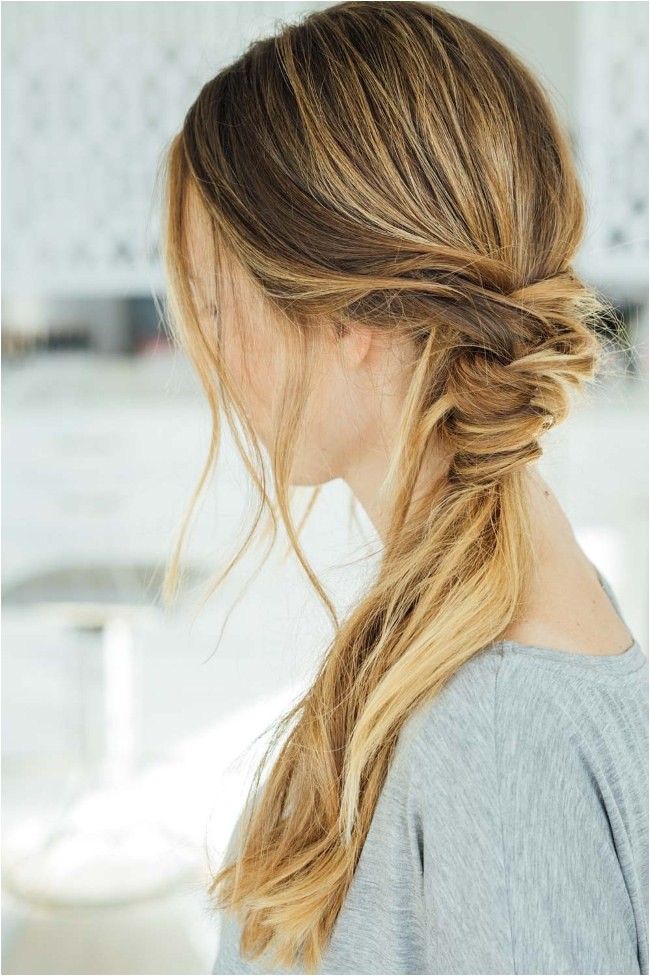 Hairstyles for Long Hair that are Easy to Do What are Easy Hairstyles for Long Hair to Do at Home Step