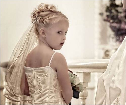 Wedding Hairstyles for Junior Bridesmaids Wedding Hairstyles Junior Bridesmaids Ideas