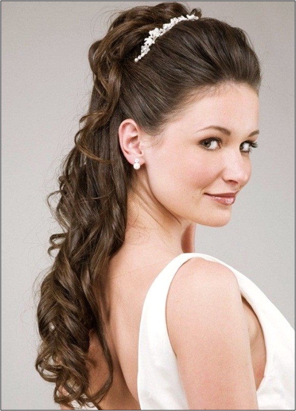 Wedding Hairstyles for Long Hair Half Up with Tiara 48 Gorgeous Wedding Hairstyles with Tiara Hollywood