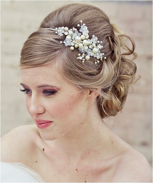 Wedding Hairstyles with Pearls Cute Wedding Hairstyles with Tiara and Pearls