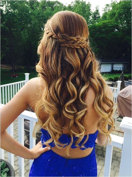 Formal Hairstyles Long Curls 21 Gorgeous Home Ing Hairstyles for All Hair Lengths
