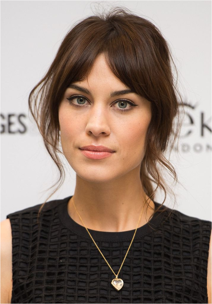 Hairstyles Letting Your Bangs Grow Out French Makeup Style Google Search Beauty