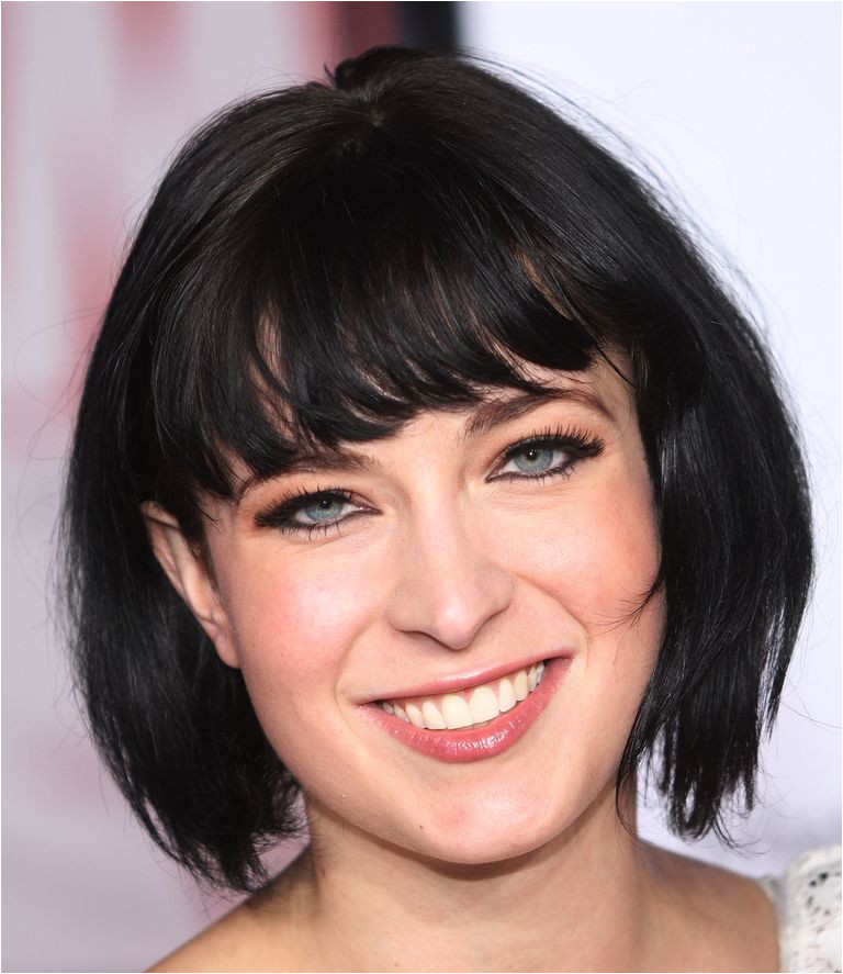 Hairstyles with Jagged Bangs A Gallery Of Hairstyles Featuring Fringe Bangs