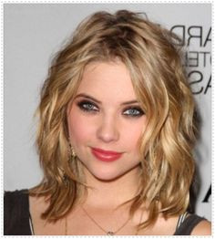 Medium Hairstyles for Curly Hair Round Face 25 Best Medium Hairstyles for Round Faces Images