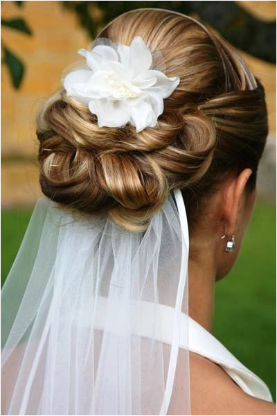 Pics Of Wedding Hairstyles with Veil toni Kami Wedding Hairstyles