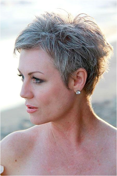 Women S Hairstyles In the 50s 20 Great Pixie Haircuts for Women Over 50 Hair Pinterest