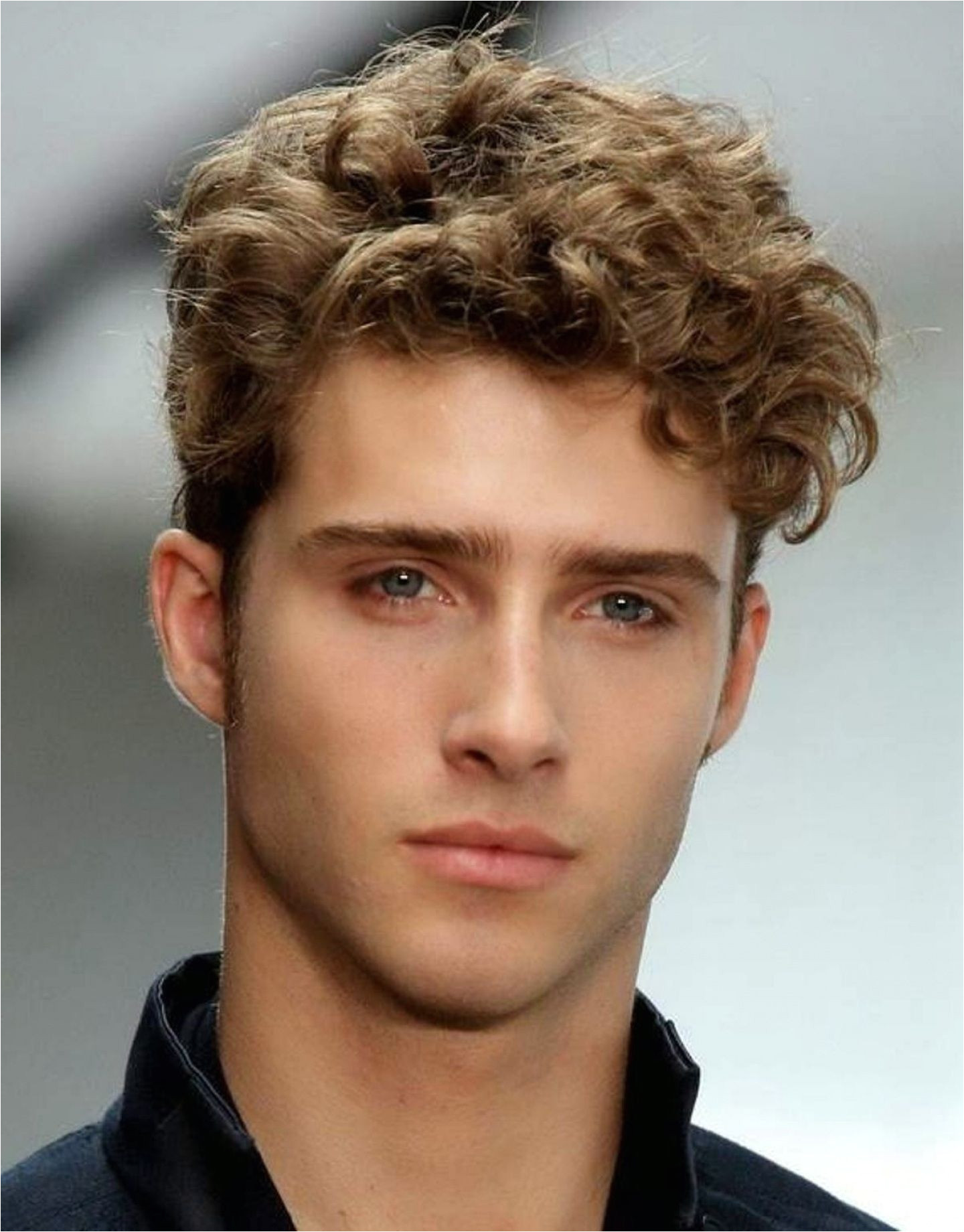 Young Men S Hairstyles Curly Hair Short Haircuts for Men with Curly Hair Darien Haircut