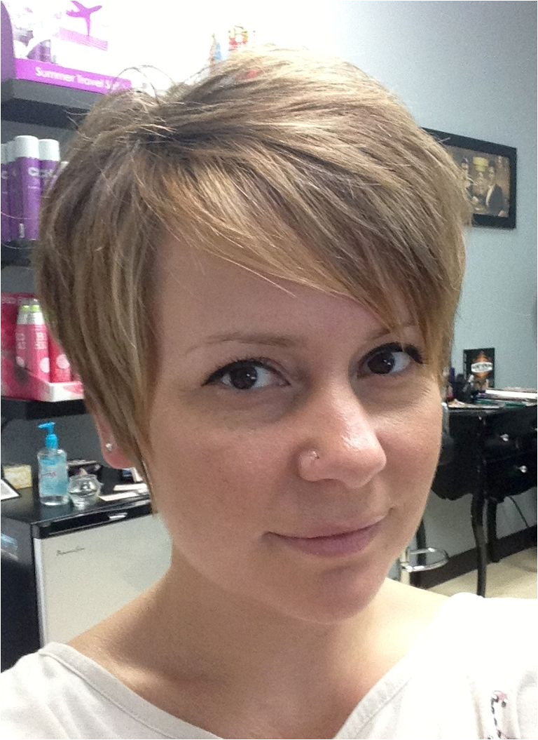 Hairstyles for Growing Out A Pixie Haircut A Step by Step Guide to Growing Out A Pixie Cut