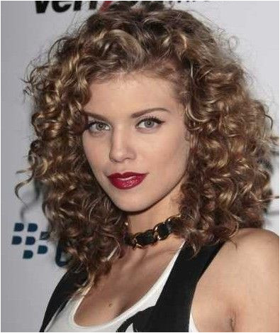 Hairstyles Of Curly Hair for Round Faces Pin by Amy Jackson On Naturally Curly Girly In 2019