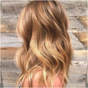 Honey Blonde Hairstyles Color Light Honey Blonde Hair Color Hair Beauty Pinterest