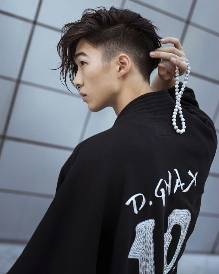 Korean Undercut Consulta Esta Foto De Instagram De Park Yury • 8 250 Me Gusta