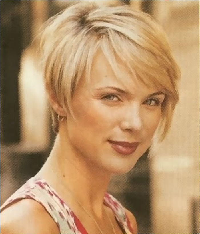 Short Hairstyles for Thin Hair Over 40 Medium Hairstyles for Women Over 40 with Fine Hair and Round Face