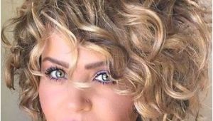 10 Easy Hairstyles for Short Curly Hair 10 Best Short Curly Hairstyles 2018 Bouffant Pinterest