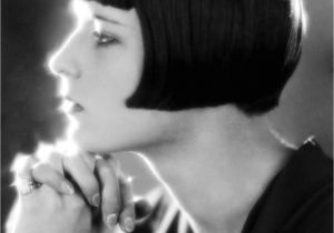 1920 Bob Haircut 1920s Fashion Womens Dress and Style