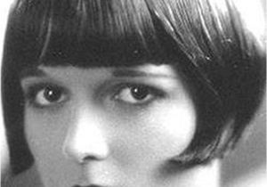 1930s Bob Haircut Vintage Flapper Girl Hairstyles