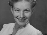 1940s Braided Hairstyles 907 Best Movie Stars Of Yesteryear Images On Pinterest