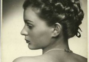 1940s Hairstyles Buns 301 Best 1940 S Hairstyles Images