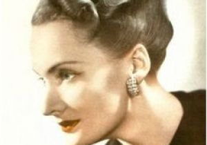 1940s Hairstyles Buns 301 Best 1940 S Hairstyles Images