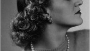 1940s Hairstyles Buns 301 Best 1940 S Hairstyles Images