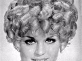 1960s Curly Hairstyles Layered Curly Hair the Favorite Hairstyle Of Women From