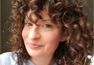 2c Curly Hairstyles How Elaine Gets Her Naturally Wavy Hair to Look Like This