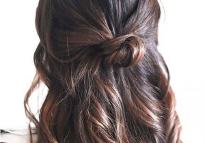 3 Easy Hairstyles In 3 Minutes 3 Minute Hairstyles for when You Re Running Late