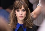 60 S Hairstyles Half Up Alexa Chung Half Up Half Down Hair 60s Style Hairstyle Heavy Bangs