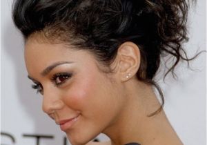 A Cute Bun Hairstyle 5 Easy Updo S for Mid Length Hair Women Hairstyles