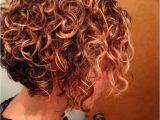 A Line Hairstyles Curly Hair Hairstyles Short Curly Haircut Natural Look Beautiful Natural Curly