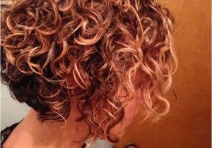A Line Hairstyles Curly Hair Hairstyles Short Curly Haircut Natural Look Beautiful Natural Curly