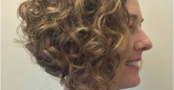 Angled Bob Haircut for Curly Hair 20 Cute Hairstyles for Naturally Curly Hair In 2017