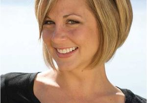 Angled Bob Haircuts for Round Faces 10 Best Short Haircuts for Round Faces