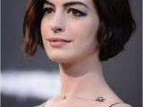 Anne Hathaway Bob Haircut Anne Hathaway Short Pixie