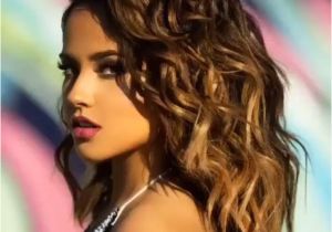 Becky G Curly Hairstyles Coloured Picture Of the sola Cover She S A Babe Becky G