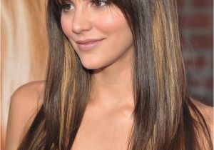 Best Hairstyle for Round Face with High forehead 35 Flattering Hairstyles for Round Faces